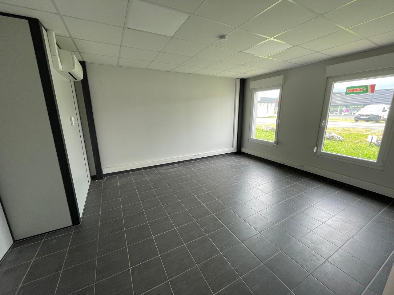 Local d'activité Lesménils 618m² Location local d'activité Lesménils Meurthe-et-Moselle OLACT2310923 11